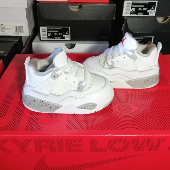 Air Jordan 4 Retro White_Oreo_Cement Kids US Size 7C Almost New Wore Twice Only - Picture 2 of 10